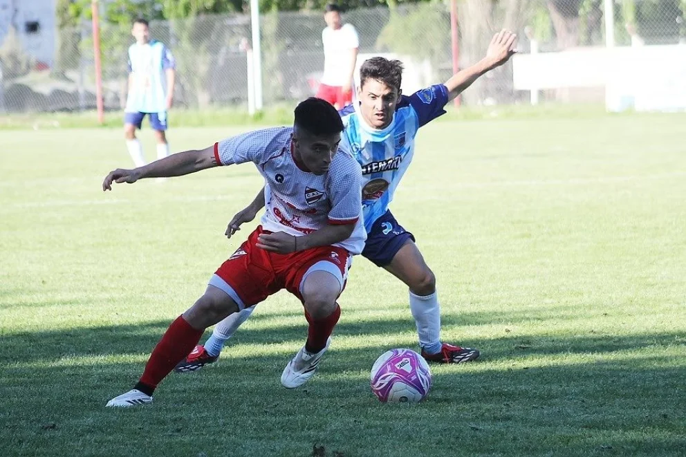 Copa Neuquén a puro gol: Unión de Zapala festejó en el clásico y se armó el cuadro de octavos