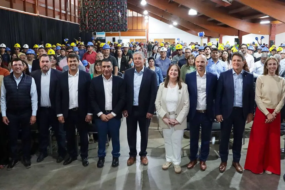 La comunidad neuquina se pone en obra