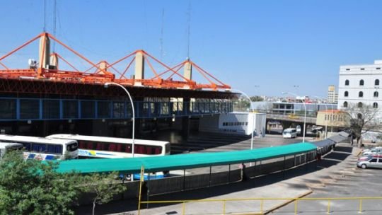 Interurbanos: “acuerdo provisorio” por 45 días entre AOITA y FETAP