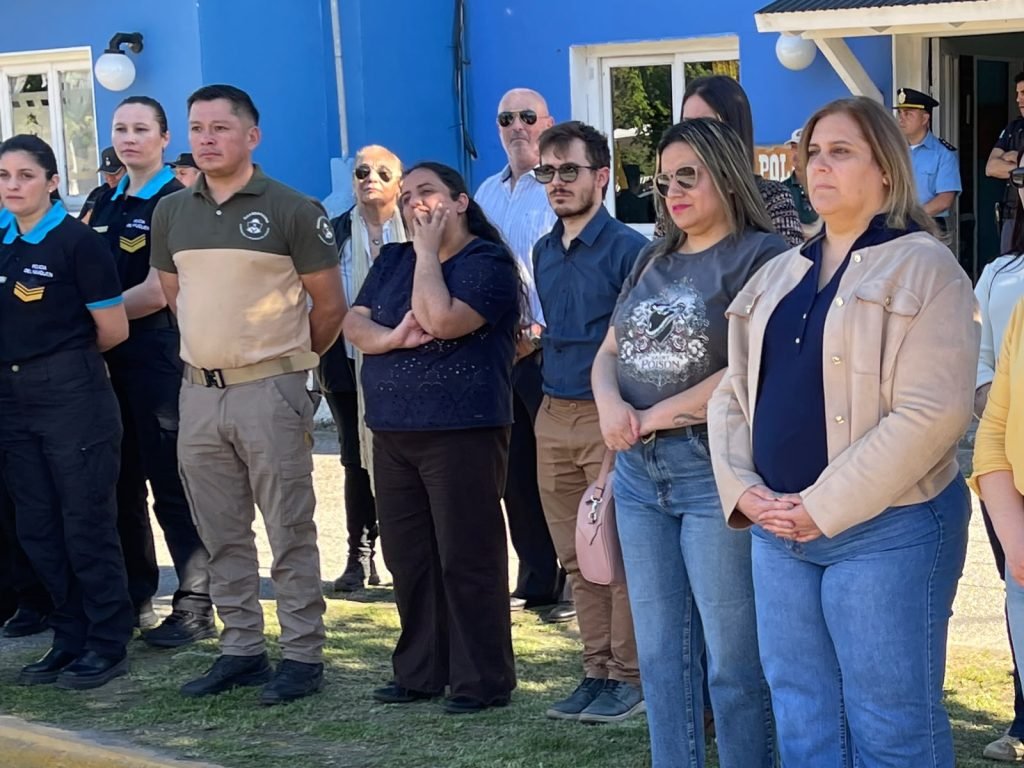 Villa La Angostura recibió a la 14.ª Cruzada Homenaje a los Caídos en Cumplimiento del Deber.