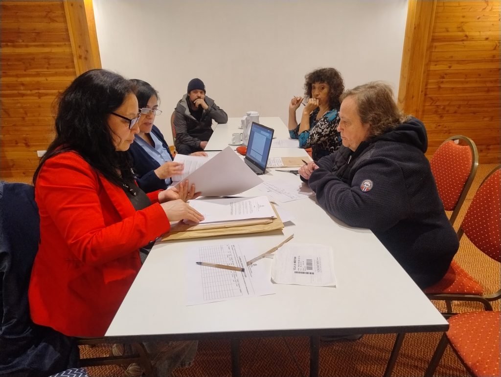 Apertura de Sobres del Concurso de Precios N° 16/2026, para la adquisición de cubiertas y cámaras para máquinas viales.