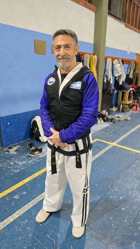 Clase magistral de Taekwondo ITF en Villa la Angostura de cara a los próximos desafíos nacionales