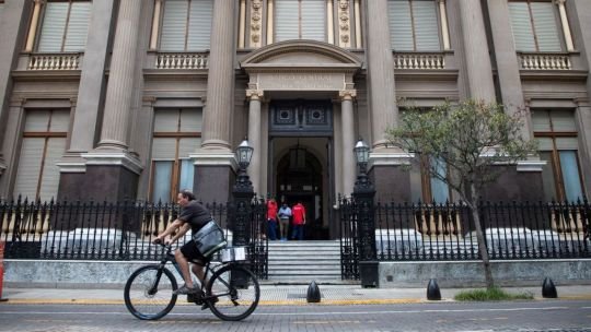 El Banco Central acusó a la AGN de buscar “desprestigiar a la conducción con fines puramente políticos”