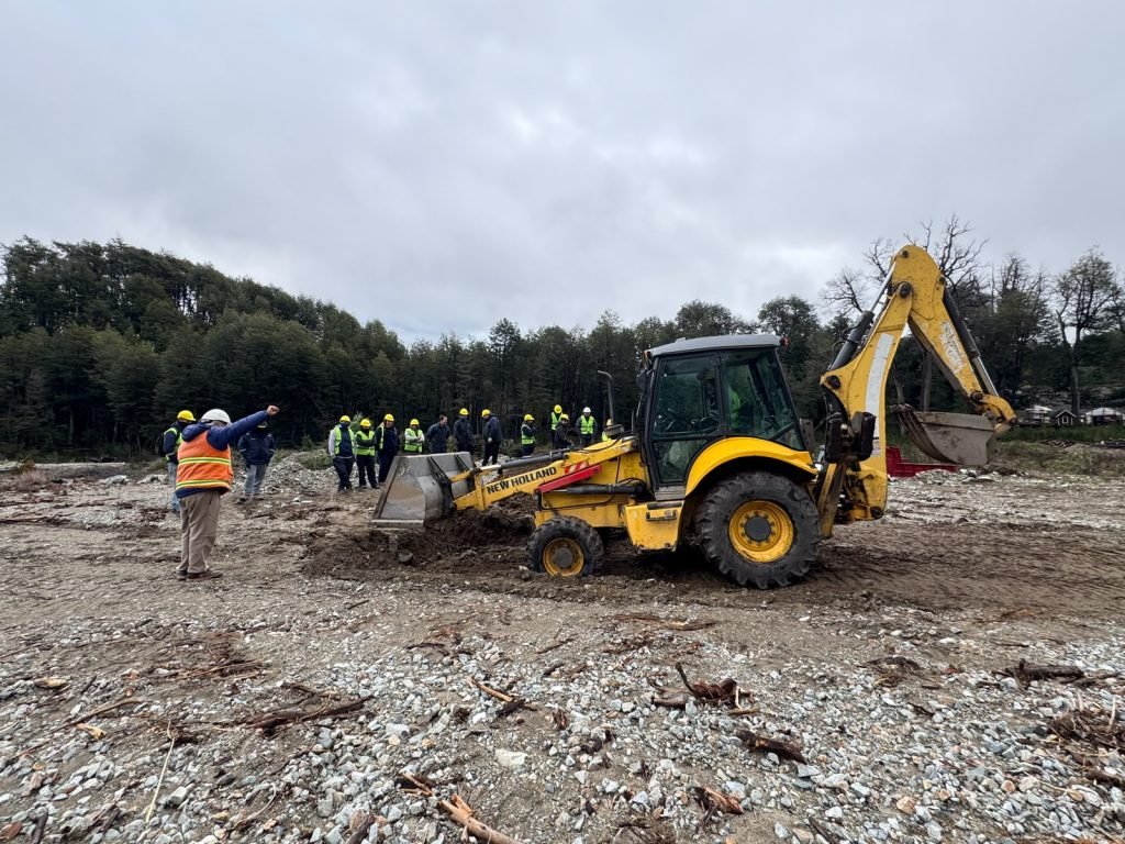 Villa  la Angostura capacita a Operadores de Maquinaria Vial y de Servicios Públicos