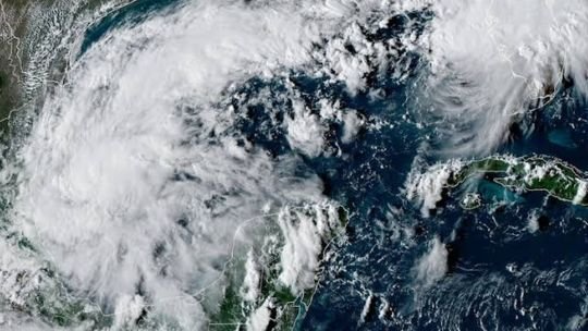 Vientos de 140 km/h y olas de más de dos metros: en RDC explicaron los riesgos del huracán que se acerca a Estados Unidos