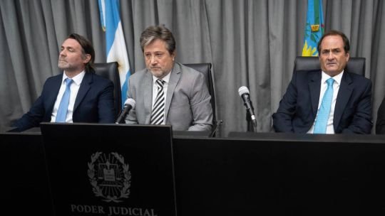 Muerte de Maradona: finalizó el juicio con un médico absuelto y el resto conocerá el veredicto en diciembre