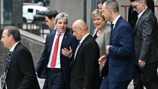 El FMI espera que Argentina crezca un 2,1% en 2026, casi la mitad de lo que proyectaba hace un año