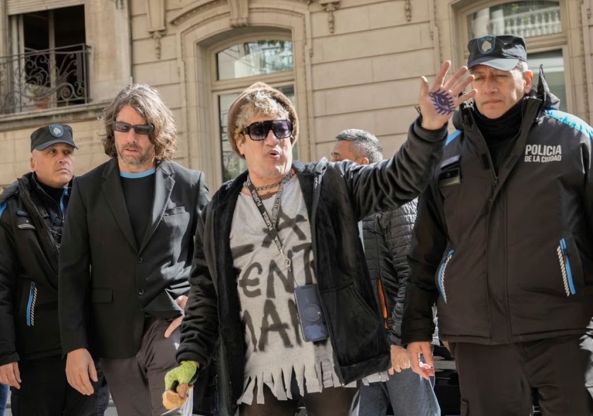 Juicio contra “Pity” Álvarez: con el músico por videollamada, declararon testigos de identidad reservada