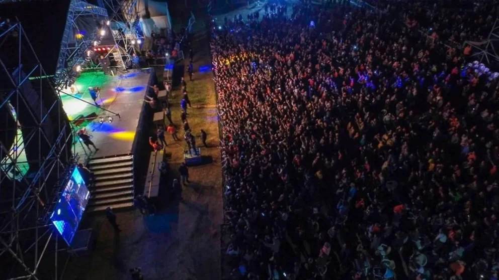 Fiesta de los Productores 2026 en Añelo: grilla de artistas y cómo participar de los sorteos de dos casas y tres autos 0 km
