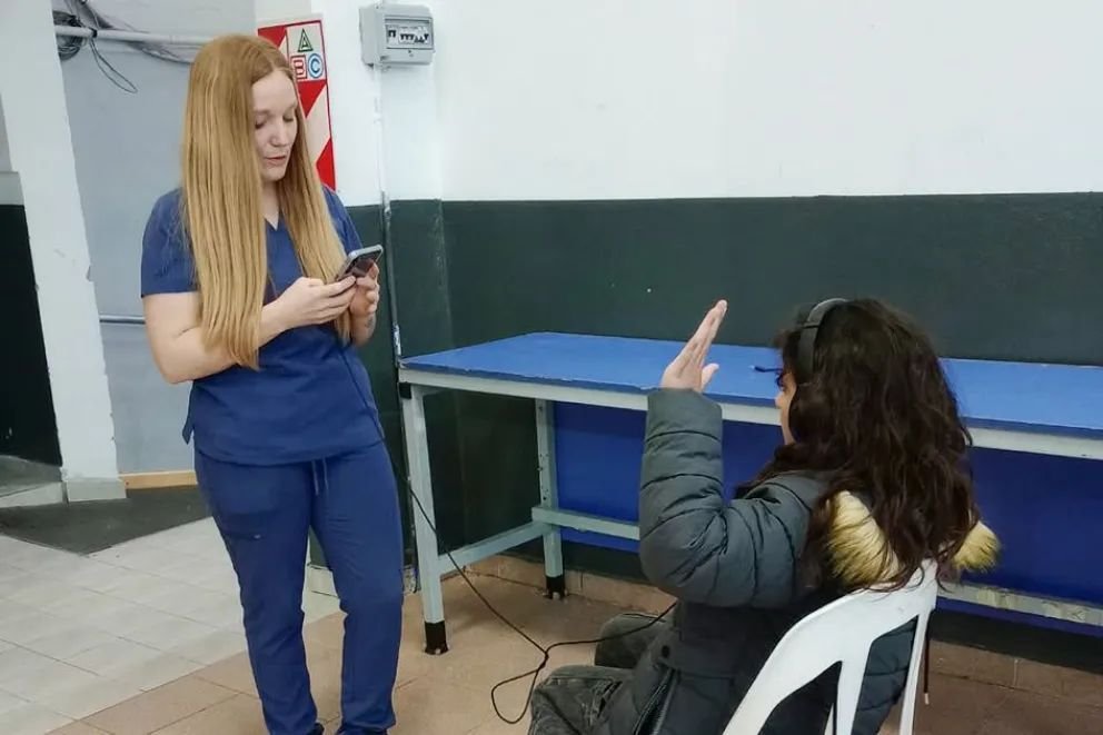 Exitosa jornada de controles auditivos y visuales en Plaza Huincul y Cutral Co
