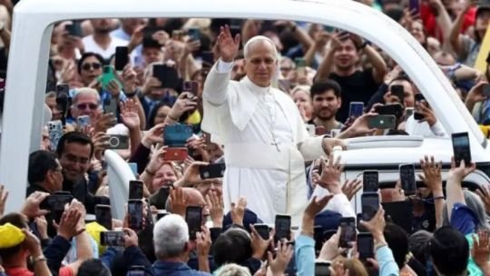 A un mes de la llegada del Papa León XIV, una encuesta puso en números cuántas personas irían a verlo