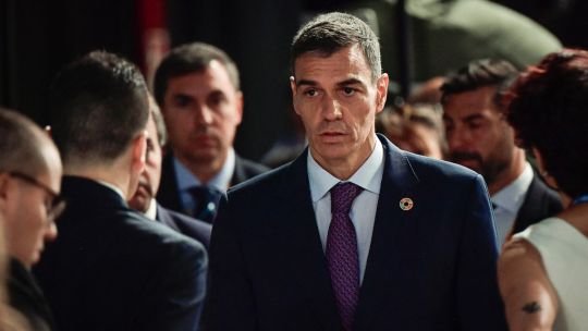 En España van a huelga general por la vivienda, tras el adelanto electoral de Pedro Sánchez