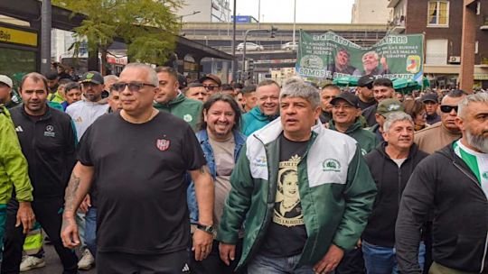 Moyano saca los camiones a la calle para defender un botín de 200 millones de dólares por “despidos ficticios”